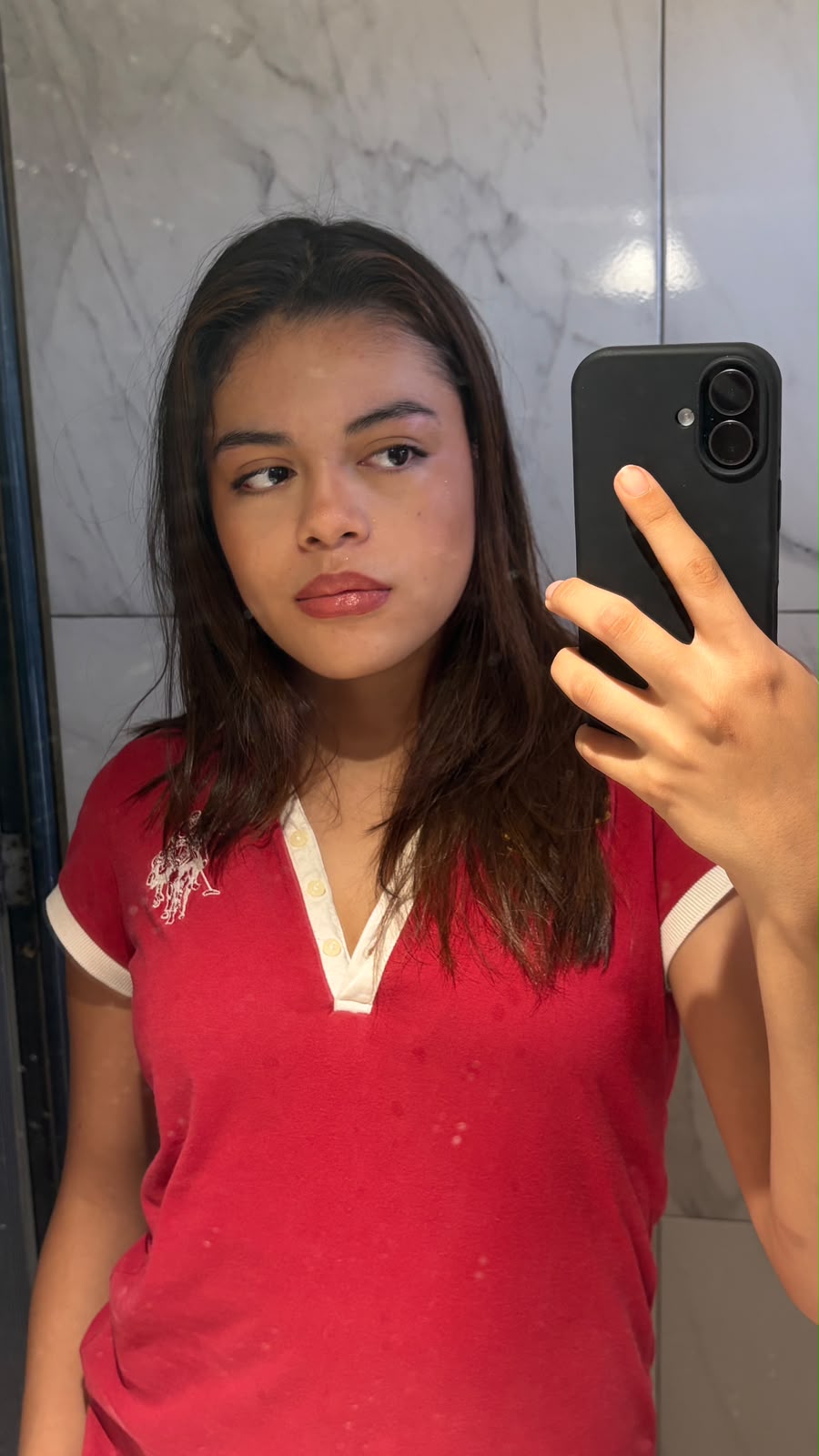 Ale de rojo